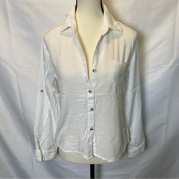 Sim & Sam Classic White Button Up Collared Rayon Long Sleeve Blouse Size Medium - Picture 1 of 10